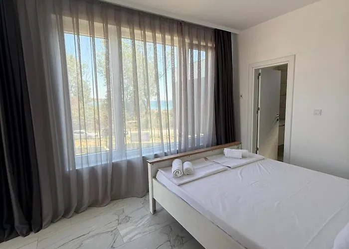 Aurum Smokinya 3 * Sozopol